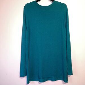 J Jill Crew Neck Sweater Women Size M Lightweight Pullover Knit Minimalist